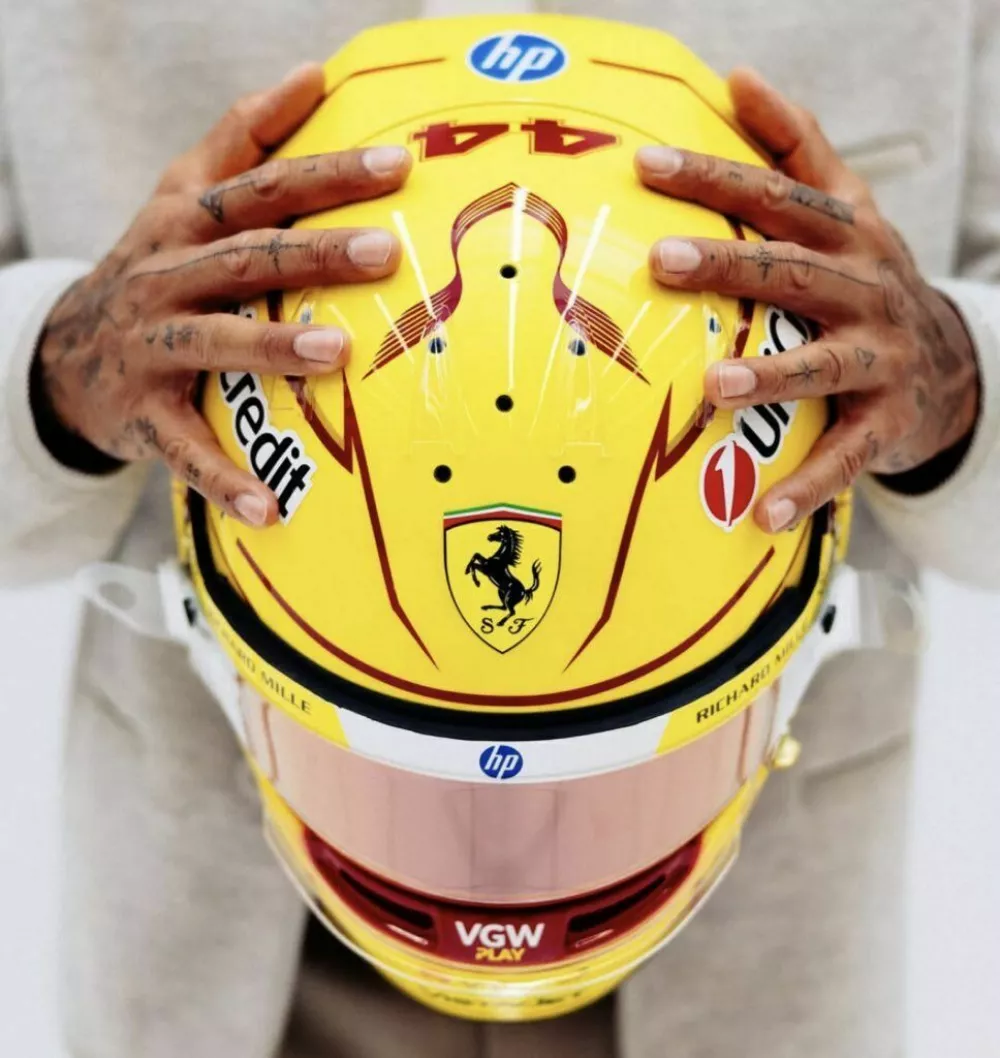 Lewis Hamilton Ferrari