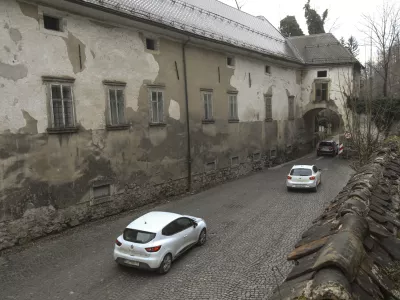 Bistra je prometno ozko grlo iz smeri Vrhnike in Borovnice. Foto: Luka Cjuha