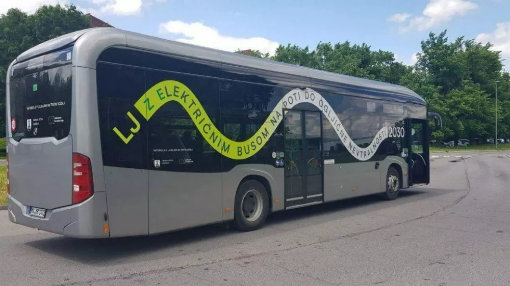 Električni avtobus eCitaro - na testiranju v Ljubljani