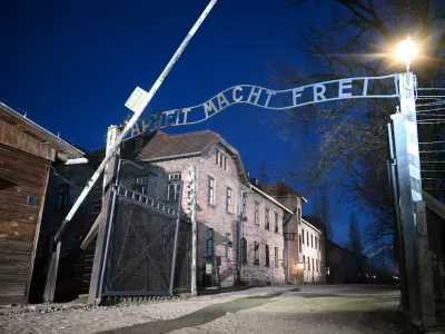 A general view of the 'Arbeit Macht Frei' gate at Auschwitz, on the day of the 80th anniversary of the liberation of Auschwitz-Birkenau death camp, January 27, 2025. Victoria Jones/Pool via REUTERS