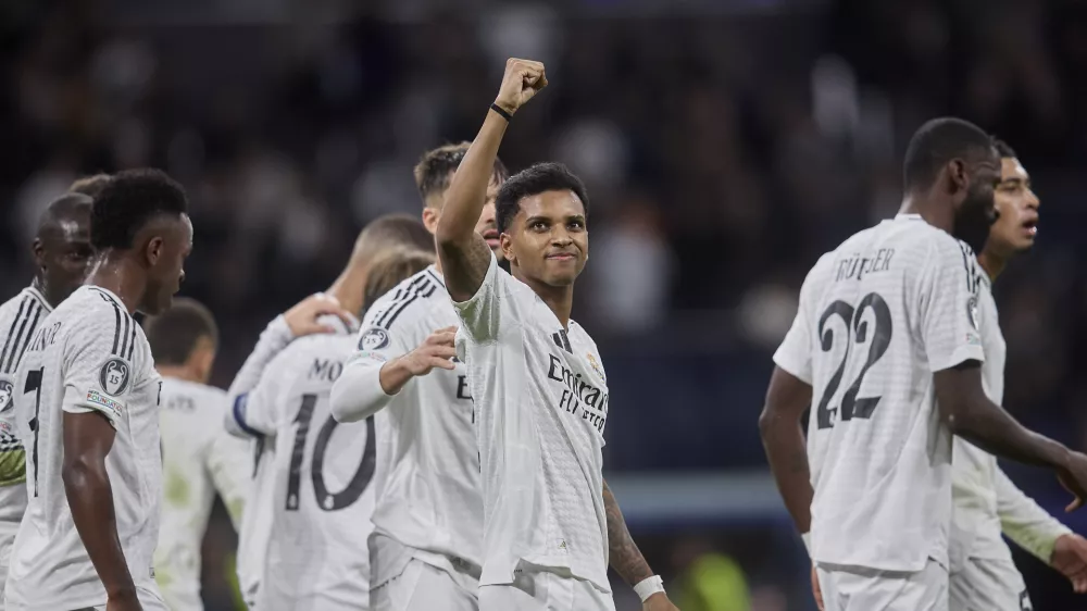 22 January 2025, Spain, Madrid: Real Madrid's Rodrygo celebrates scoring his side's second goal during the UEFA Champions League soccer match between Real Madrid CF and RB Salzburg at Santiago Bernabeu Stadium. Photo: Ruben Albarran/ZUMA Press Wire/dpa