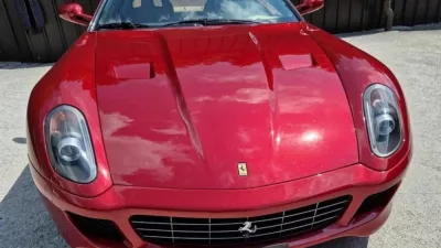 ferrari Matjaž Požar sodni izvršitelj