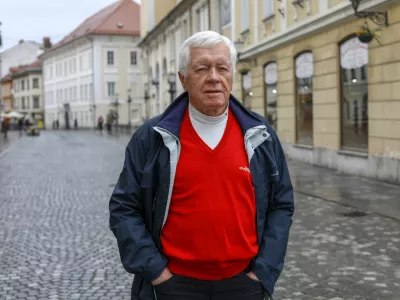 »Tudi Žan Kranjec in Ilka Štuhec se počasi bližata koncu kariere, zato bo vrhunskih rezultatov po kakšnem odhodu še manj.« / Foto: Luka Cjuha