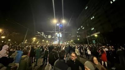 Protestniki na beograjskih ulicah. Foto: Gašper Stražišar