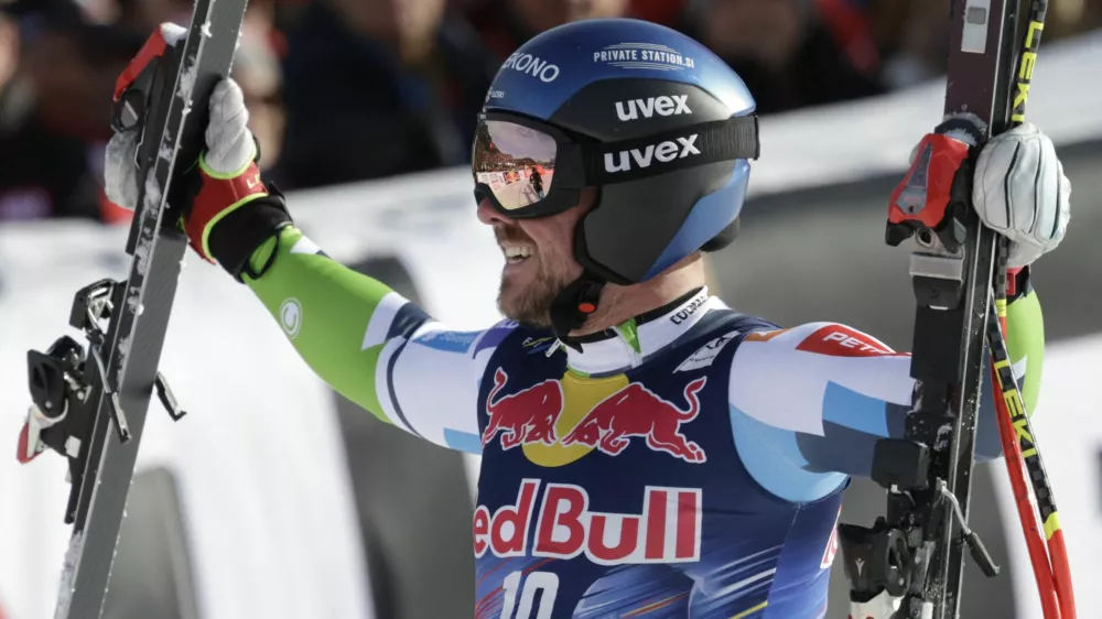 Alpine Skiing - FIS Alpine Ski World Cup - Men's Downhill - Kitzbuehel, Austria - January 25, 2025 Slovenia's Miha Hrobat reacts REUTERS/Leonhard Foeger