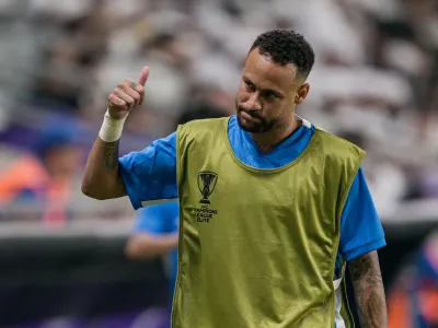 FILE PHOTO: Soccer Football - Asian Champions League - Group B - Al Ain v Al Hilal - Hazza bin Zayed Stadium, Al Ain, United Arab Emirates - October 21, 2024 Al Hilal's Neymar REUTERS/Walid Zain/File Photo