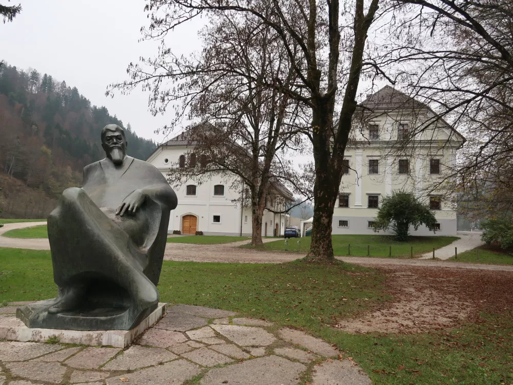 V Dvorcu Visoko drugo leto zapored poteka večdnevna prireditev Mesec drobnjakovih štrukljev »na žup«. Foto: Tina Jereb