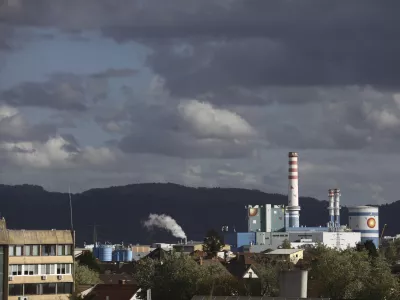 - 06.11.2023 - Termoelektrarna Toplarna Ljubljana Moste, TE-TOL - vroči zagonski preizkus nove plinsko-parne enote //FOTO: Luka Cjuha