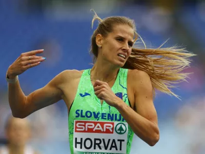 Anita Horvat je v teku na 800 m v Beogradu za tri stotinke zgrešila normo za nastop na dvoranskem evropskem prvenstvu. Foto: Reuters