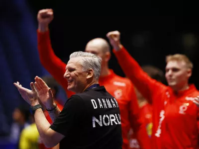 Handball - IHF Handball World Championships 2025 - Quarter Final - Denmark v Brazil - Unity Arena, Oslo, Norway - January 29, 2025 Denmark coach Nikolaj Jacobsen reacts REUTERS/Susana Vera