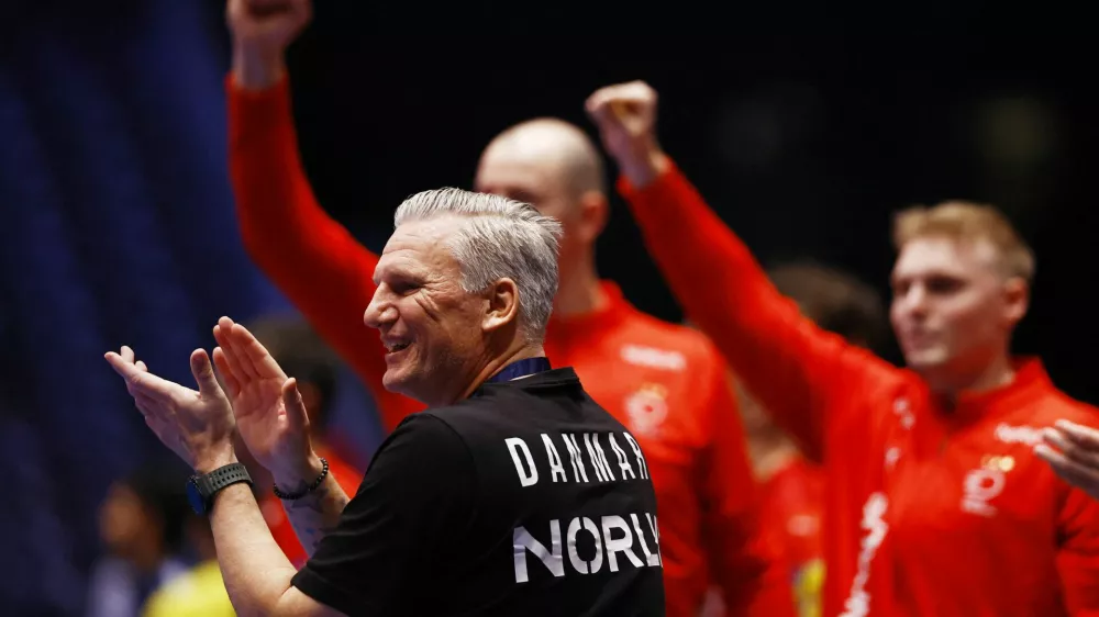 Handball - IHF Handball World Championships 2025 - Quarter Final - Denmark v Brazil - Unity Arena, Oslo, Norway - January 29, 2025 Denmark coach Nikolaj Jacobsen reacts REUTERS/Susana Vera