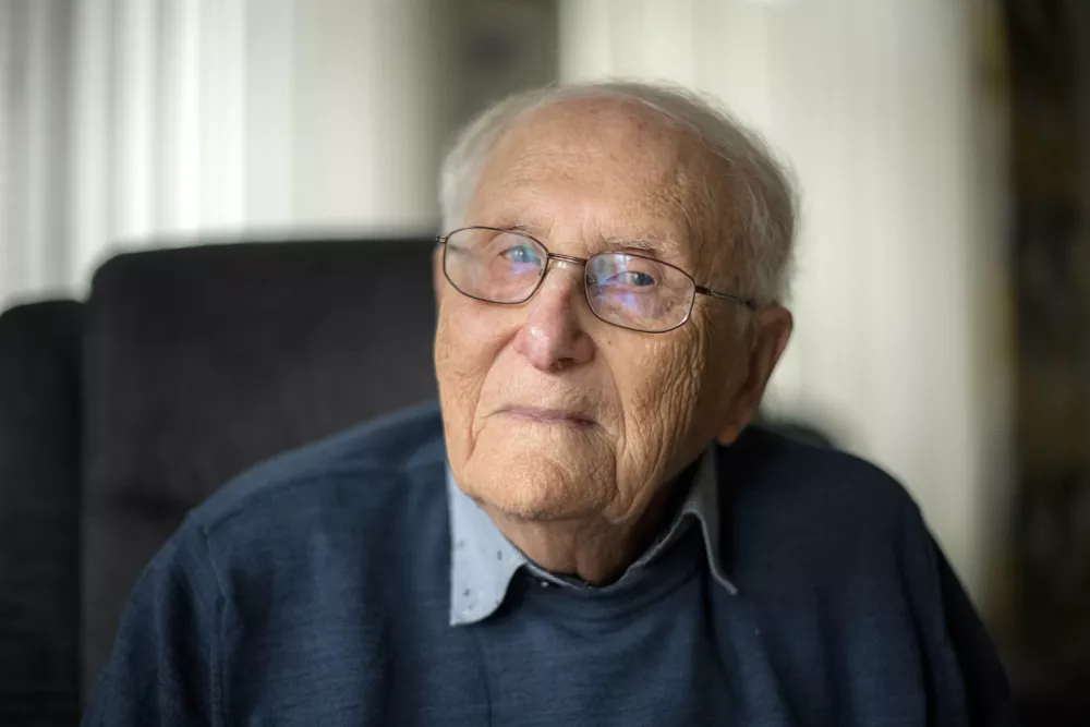 FILED - 13 February 2024, Lower Saxony, Leer: German Holocaust survivor Albrecht Weinberg sits in his apartment in East Frisia. Photo: Sina Schuldt/dpa