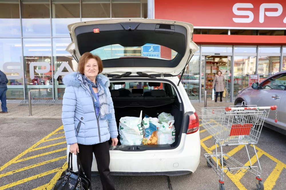 Bojkot trgovin, Brežice Spar, hrvaški kupci v Sloveniji