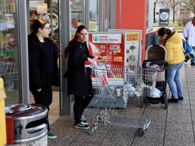 Spar Brežice, bojkot trgovin, 