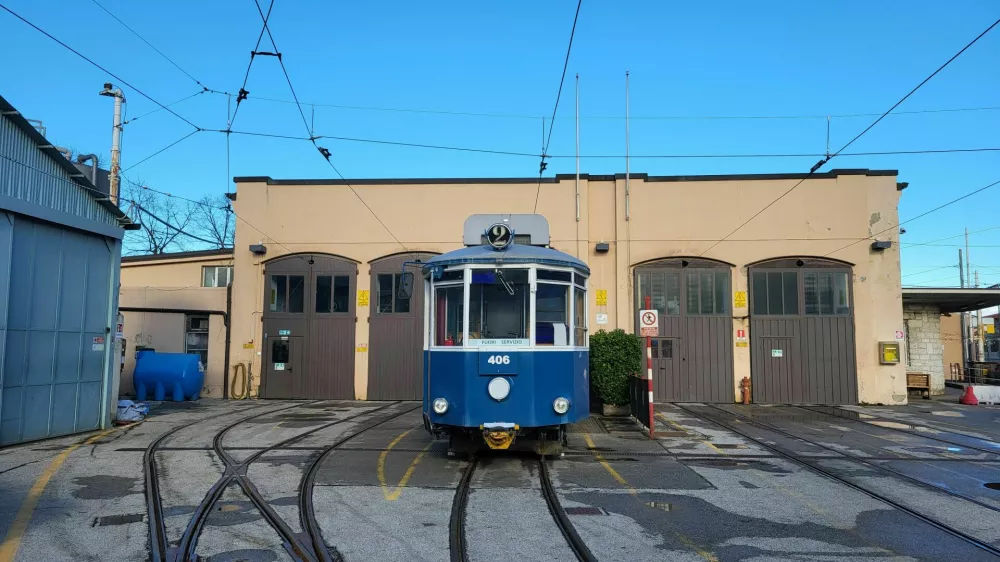 Tramvaj po več kot osmih letih končno znova povezuje Trst in Opčine. / Foto: Katja Gleščič