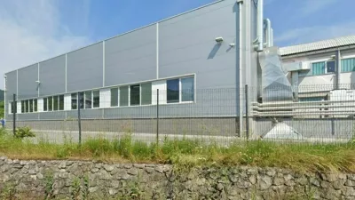 Po dveh letih se prebivalci Trate še vedno soočajo z emisijami hrupa in praha. Foto: Marumi Group 