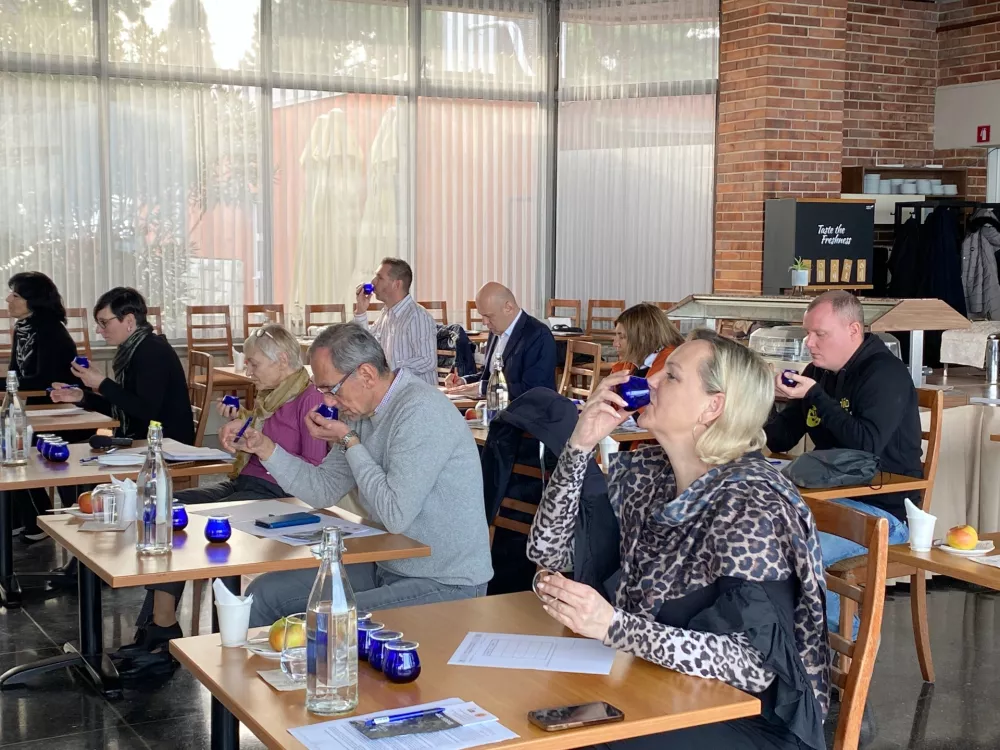 Končnega zmagovalca so določili predstavniki medijev, institucij in predstavniki turističnih organizacij Slovenske Istre. F Turistično združenje Izola