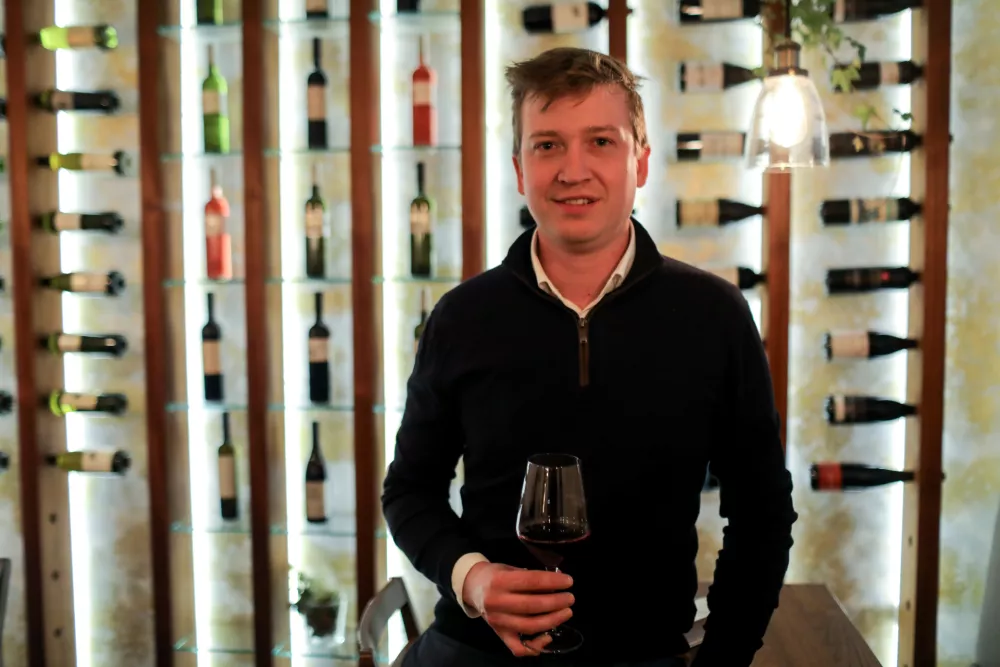 ﻿vinar Matija Šuklje - 17.01.2019 - Wine bar Šuklje – vinski bar - vinoteka, Breg 10 v Ljubljani /FOTO: Jaka Gasar