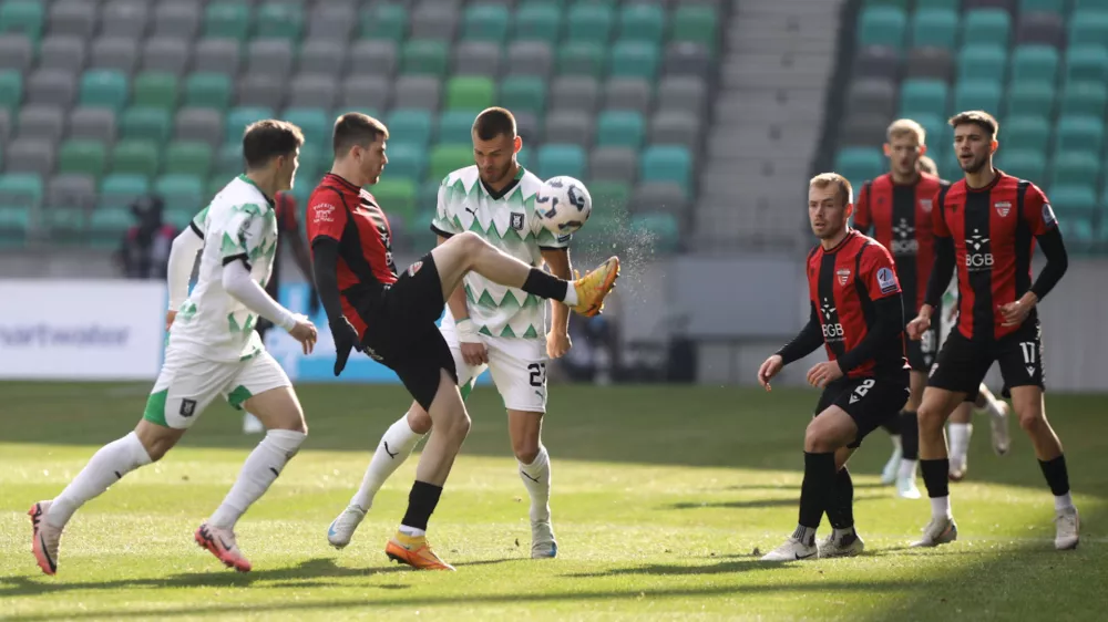 2.2.2025 - Nogomet - Stadion Stožice - Olimpija PrimorjeFoto: Luka Cjuha