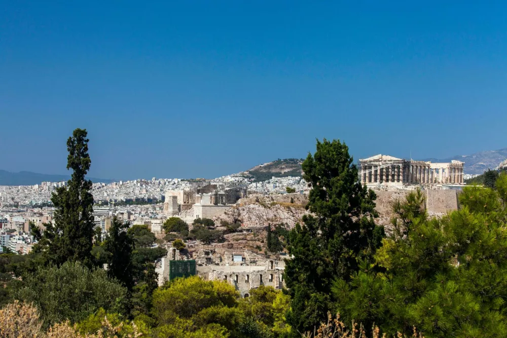 2HPYW8X Greece, Athens, panoramic view on the city and the Athenian AcropolisPhoto ? Federico Meneghetti/Sintesi/Alamy Stock Photo