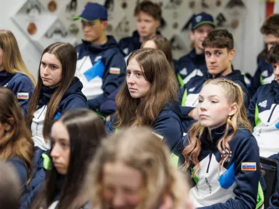 Ljubljana, Kristalna palaca.Predstavitev slovenske reprezentance mladih sportnic in sportnikov pred odhodom na Olimpijski festival evropske mladine.