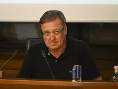 Ljubljanski župan Zoran Janković je opozoril, da je pismo podpore srbskemu predsedniku osebno sporočilo, in ne izjava v okviru njegove županske funkcije. Foto: Nik Erik Neubauer