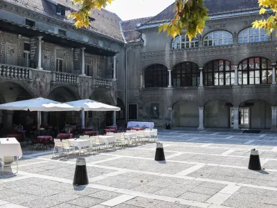 ﻿- Srednja šola za oblikovanje in fotografijo Ljubljana - 21.09.2018 – Kompleks Križanke - kulturni spomenik državnega pomena //FOTO: Bojan Velikonja