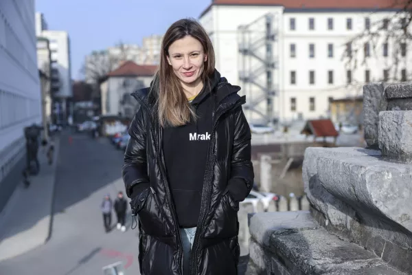 - 21.01.2025 - Slovenska gledališka režiserka in nagrajenka Prešernovega sklada Nina Rajić Kranjac//FOTO: Jaka Gasar