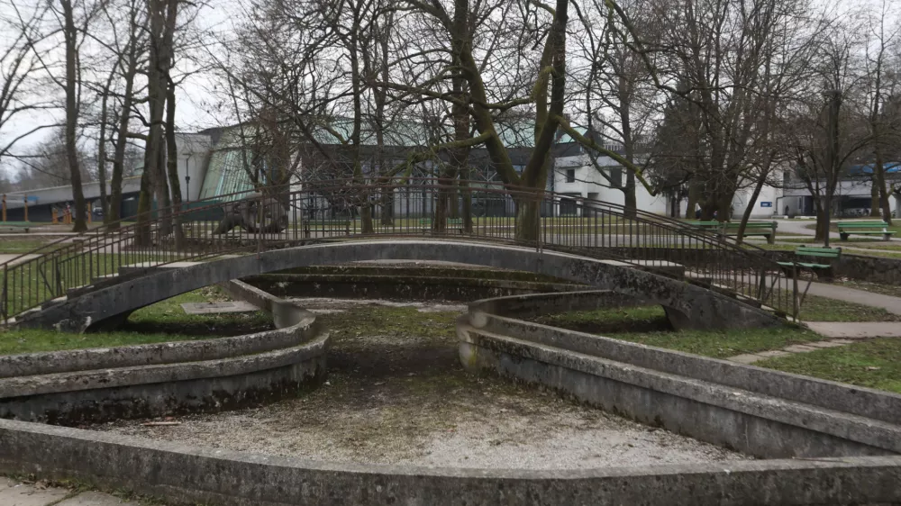 06.02.2025. Bloudkov park, otroško igrišče v parku Tivoli. Foto: Bojan Velikonja 