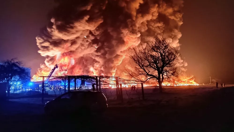 Maribor, Tezno.Pozar na obmocju Ledine v Mariboru, kjer je zagorel industrijski objekt.Foto: PGD Hoce