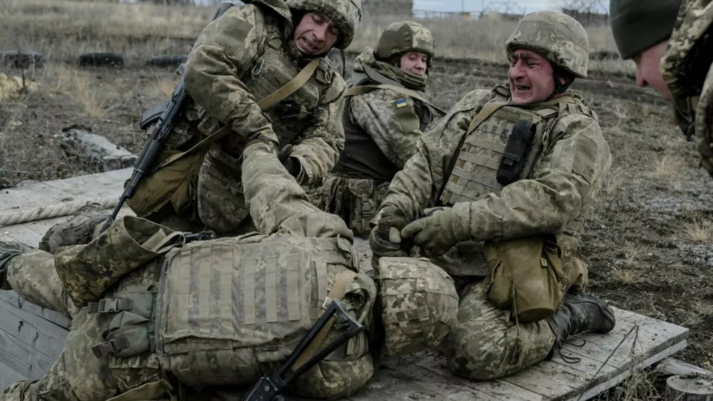 FILE PHOTO: Paratroopers of the 81st Separate Airmobile Brigade of the Ukrainian Air Assault Troops, attend a training, amid Russia's attack on Ukraine, near the town of Siversk, Donetsk region Ukraine January 21, 2025. REUTERS/Viacheslav Ratynskyi/File Photo