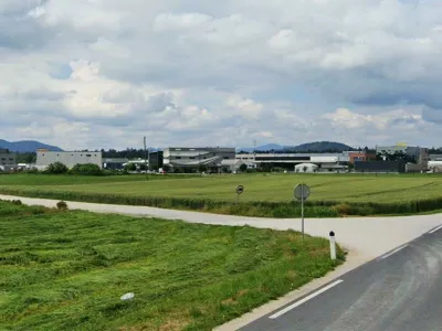 Najbolj pereča težava Poslovne cone Komenda je zagotovo promet ob vsakodnevnih konicah. F Občina Komenda