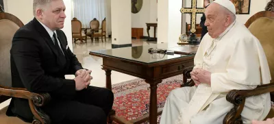 Slovakia's Prime Minister Robert Fico meets with Pope Francis at the Vatican, February 14, 2025.  Vatican Media/­Handout via REUTERS  ATTENTION EDITORS - THIS IMAGE WAS PROVIDED BY A THIRD PARTY.