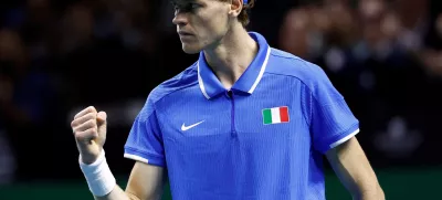 FILE PHOTO: Tennis - Davis Cup Finals - Final - Italy v Netherlands - Palacio de Deportes Jose Maria Martin Carpena Arena, Malaga, Spain - November 24, 2024  Italy's Jannik Sinner reacts during his singles match against Netherlands' Tallon Griekspoor REUTERS/Juan Medina/File Photo