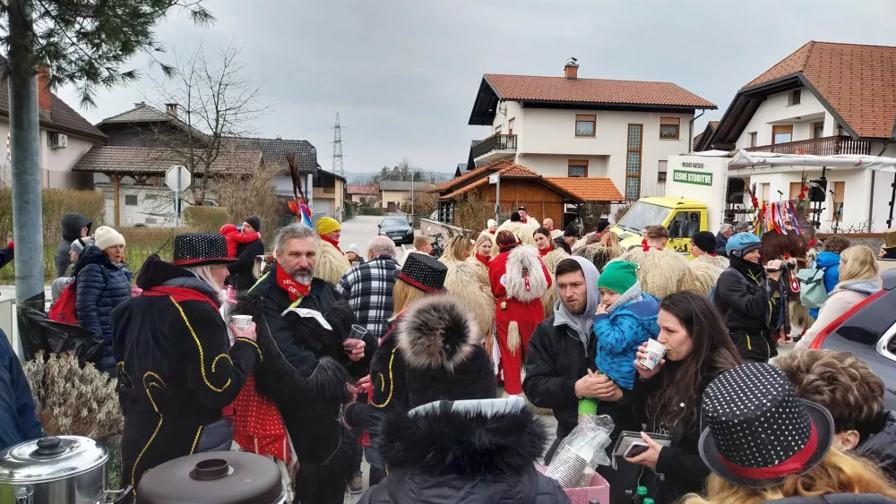 Poskrbljeno je bilo tudi za žejo. Foto: Vesna Levičnik