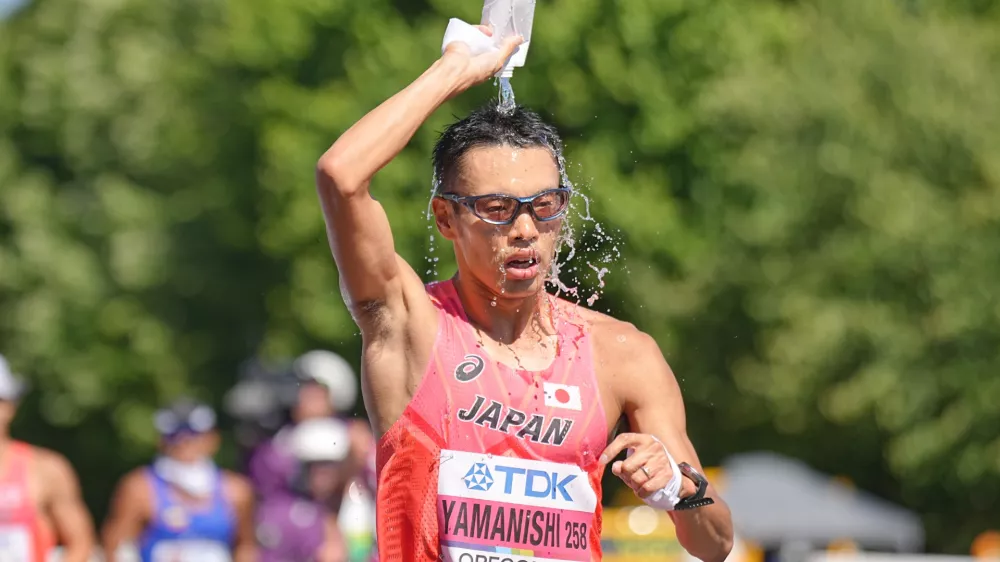 FILED - 15 July 2022, US, Eugene: Japanese athlete Toshikazu Yamanishi competes in the Men's 20 Kilometres Race Walk at the 2022 World Athletics Championshps in Oregon. Yamanishi smashed the men's world 20 kilometre race walk record on Sunday at the Japanese 20km race walking championship in Kobe. Photo: Michael Kappeler/dpa