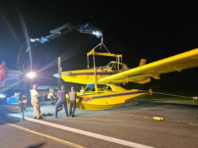 Letalo air tractor med odstranjevanjem s pristajalne steze Foto: Civilna zaščita Gorenjska