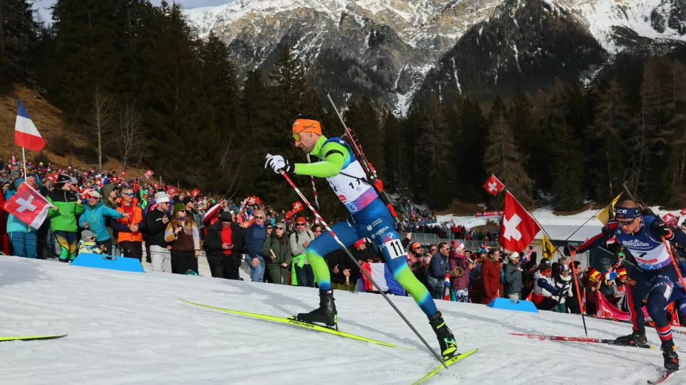 Winter Sports - Biathlon World Championships - Men 12.5km Pursuit - Lenzerheide, Switzerland - February 16, 2025 Slovenia's Jakov Fak in action during the Men 12.5km Pursuit REUTERS/Denis Balibouse