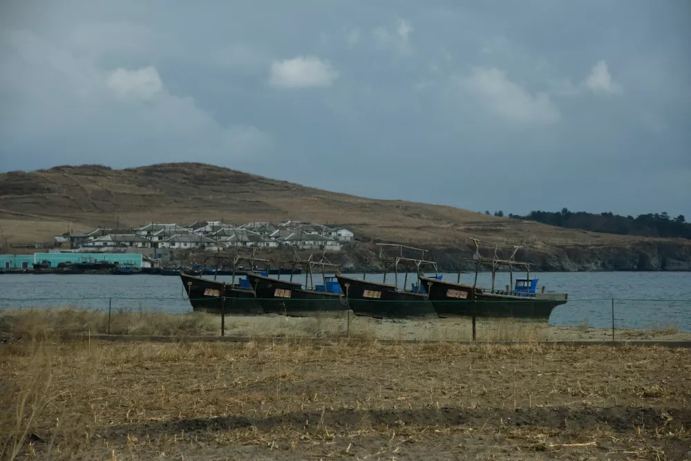 A photo taken on September 24, 2017 shows a general view of a beach near North Korea's border city of Rason.,Image: 420953484, License: Rights-managed, Restrictions:, Model Release: no