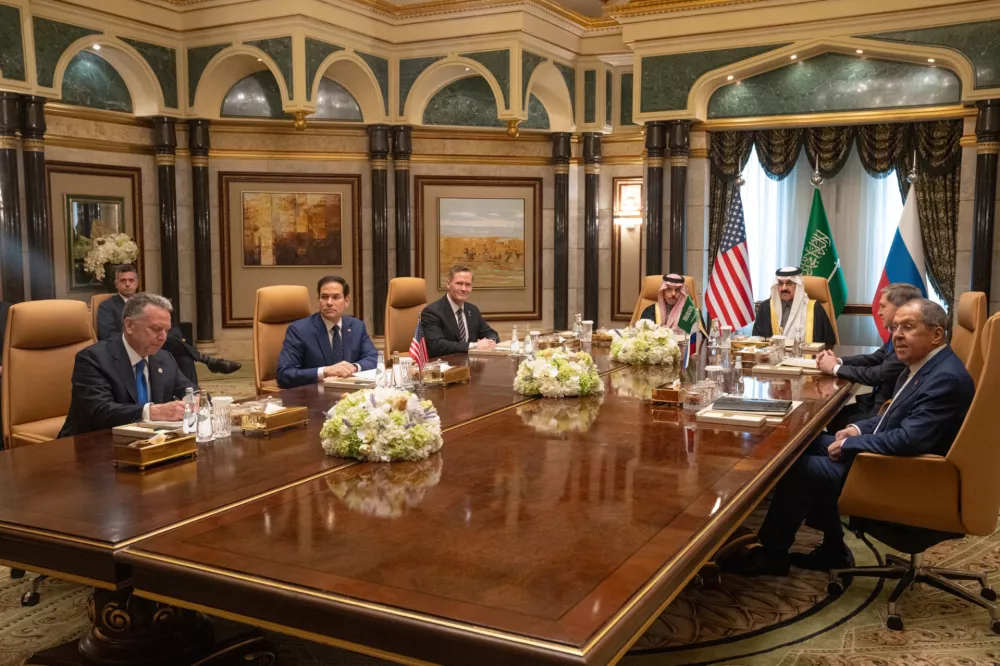 HANDOUT - 18 February 2025, Saudi Arabia, Riyadh: (L-R) US Middle East envoy Steve Witkoff, US Secretary of State Marco Rubio, US National Security Advisor Mike Waltz, Saudi Arabia's Foreign Minister Prince Faisal bin Farhan Sl-Saud, Saudi Arabia's National Security Advisor Mosaad bin Mohammad al-Aiban, Russian president's foreign policy advisor Yuri Ushakov, and Russia's Foreign Minister Sergei Lavrov attend the American-Russian talks on Ukraine war in Diriyah Palace in Riyadh. Photo: Freddie Everett/US Department of State/dpa - ATTENTION: editorial use only and only if the credit mentioned above is referenced in full