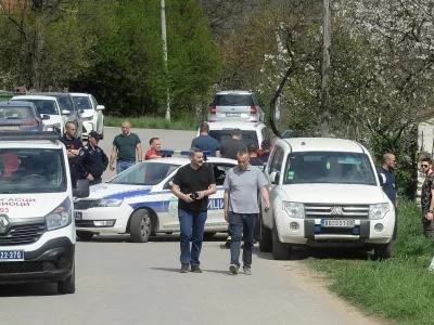 06, April, 2024, Bor - The search for the body of the murdered two-year-old Danka Ilic from Bor continues by checking several locations in the Bor area, and the police in the village of Zlot brought one of the suspects into the yard of the family of Dejan Dragijevic, one of the suspects for the murder of the child. Photo: M.M./ATAImages06, april, 2024, Bor - Potraga za telom ubijene dvogodisnje Danke Ilic iz Bora nastavlja se proverom vise lokacija u borskom kraju, a policija je u selu Zlot uvela jednog od osumnjicenih u dvoriste porodice Dejana Dragijevica, jednog od osumnjicenih za ubistvo deteta. Photo: M.M./ATAImages Photo: M.M./ATA images/PIXSELL