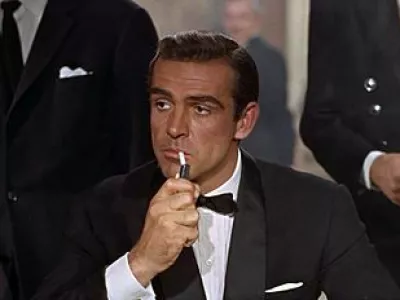 Letos mineva šestdeset let, kar se je svetu na filmskem platnu predstavil James Bond. Odigral ga je Sean Connery, ki je predlani umrl v 91. letu starosti. 