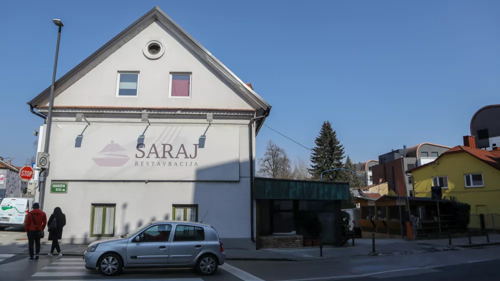 ﻿- 09.03.2021 - Restavracija Saraj, gostinski lokal z bosansko tradicionalno kuhinjo, Bohoričeva ulica 1 v Ljubljani //FOTO. Luka Cjuha.