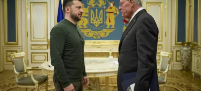 20 February 2025, Ukraine, Kyiv: Ukrainian President Volodymyr Zelenskyy (L) greets U.S Special envoy for Ukraine and Russia retired Gen. Keith Kellogg, before the start of a bilateral meeting. The meeting comes on the heels of U.S President Trump parroting Russian propaganda. Photo: Pool /Ukrainian Presidentia/Planet Pix via ZUMA Press Wire/dpa