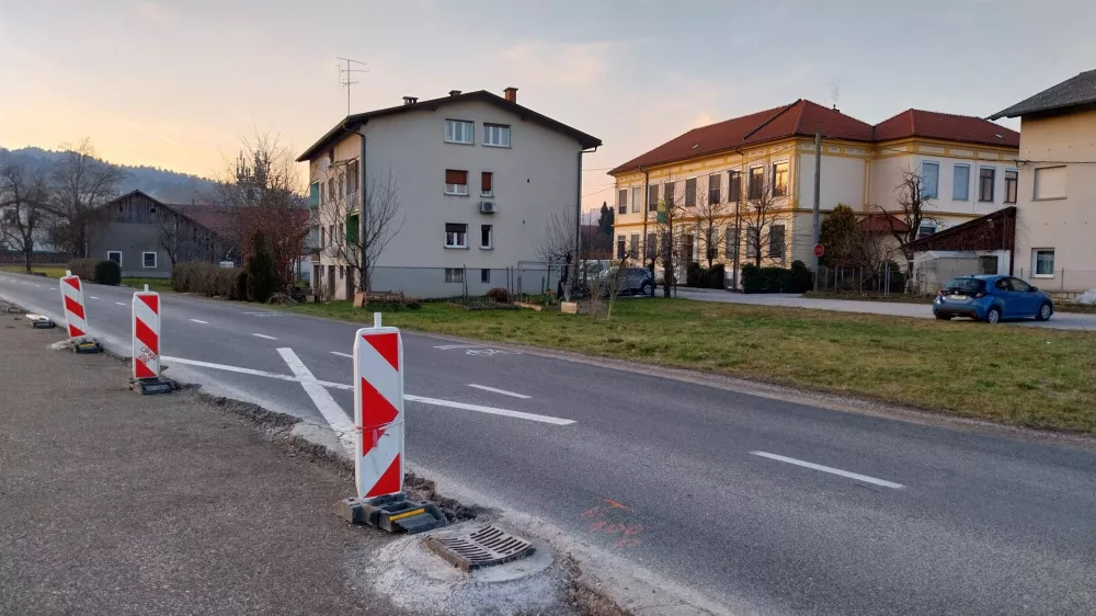 Horjulska cesta, Občina Dobrova Polhov Gradec obnova cestišča