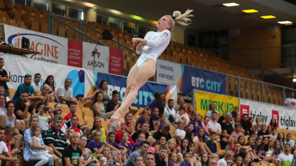 Koper, 18.06.2022Dvorana Arena Bonifika, športna gimnastika, svetovni pokal, Teja Belak