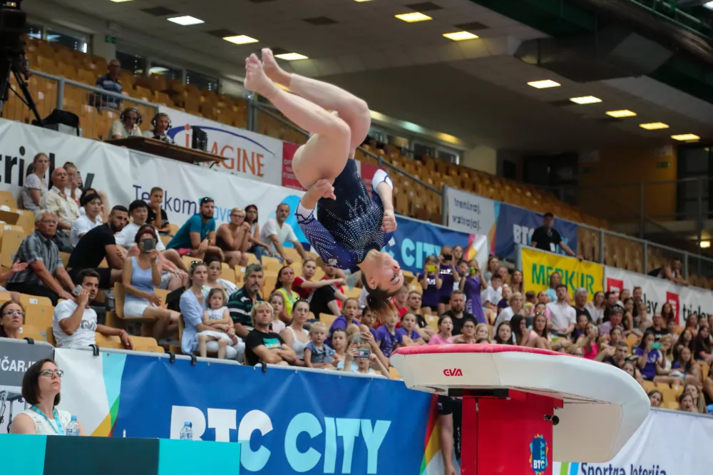 Koper, 18.06.2022Dvorana Arena Bonifika, športna gimnastika, Svetovni pokal, Tjaša Kysselef, Slovenija)