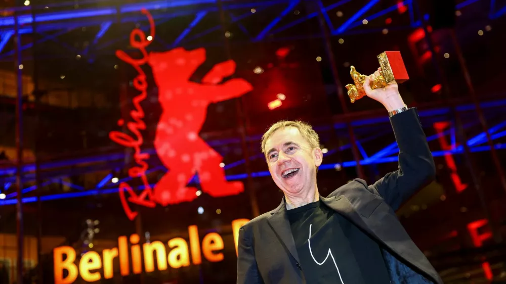 Dag Johan Haugerud poses with the Golden Bear for Best Film for "Dreams (Sex Love)" at the 75th Berlinale International Film Festival in Berlin, Germany, February 22, 2025. REUTERS/Lisi Niesner