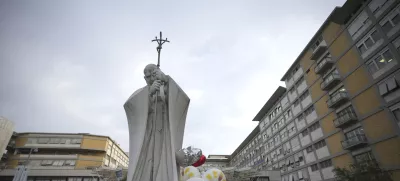 A view of the Agostino Gemelli Polyclinic, in Rome, Monday, Feb. 24, 2025 where the Pontiff is hospitalized since Friday, Feb. 14. (AP Photo/Alessandra Tarantino)