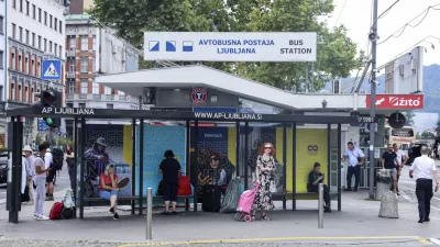 Na Slovenskih železnicah pričakujejo, da bodo gradbeno dovoljenje za gradnjo nove avtobusne postaje v Ljubljani pridobili v dveh, treh mesecih. Foto: Jaka Gasar 